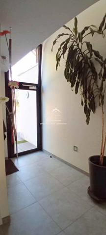 Vue sur la nature boisée, une belle terrasse sans vis à vis