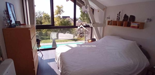 Vue sur la nature boisée, une belle terrasse sans vis à vis