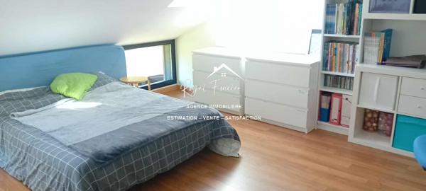 Vue sur la nature boisée, une belle terrasse sans vis à vis