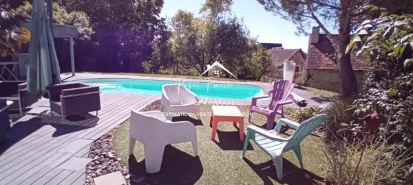 Vue sur la nature boisée, une belle terrasse sans vis à vis