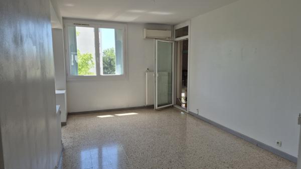 Marignane (13700) Marignane " Appartement de type 4 Résidence Les Acacias "