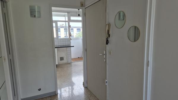 Marignane (13700) Marignane " Appartement de type 4 Résidence Les Acacias "