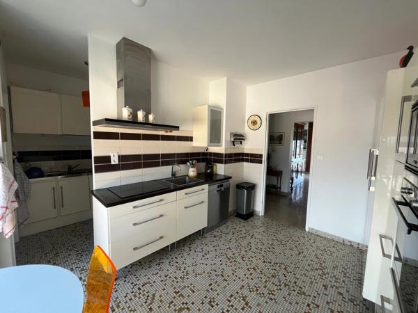 Appartement à vendre 6 pièces MONTELIMAR (26)