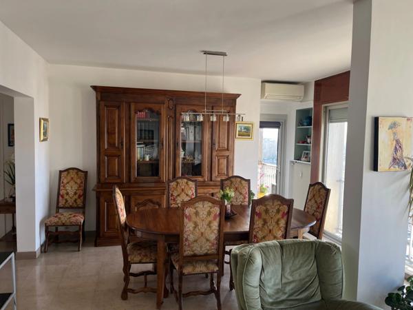 Appartement à vendre 6 pièces MONTELIMAR (26)