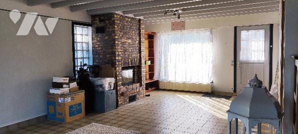 Maison de 117m² à rénover avec garage sur parcelle de 1114m² dans secteur très prisé à STELLA-PLAGE