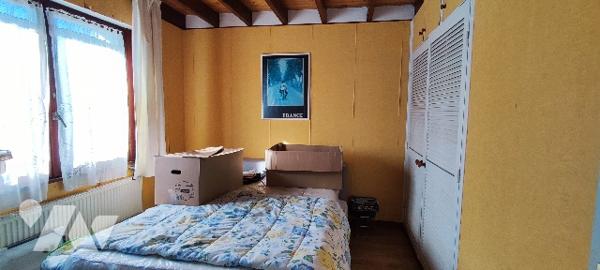 Maison de 117m² à rénover avec garage sur parcelle de 1114m² dans secteur très prisé à STELLA-PLAGE