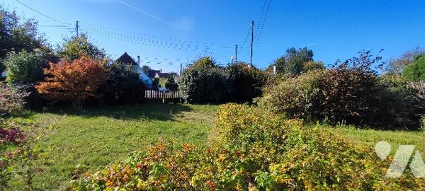 Maison de 117m² à rénover avec garage sur parcelle de 1114m² dans secteur très prisé à STELLA-PLAGE