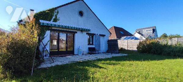 Maison de 117m² à rénover avec garage sur parcelle de 1114m² dans secteur très prisé à STELLA-PLAGE