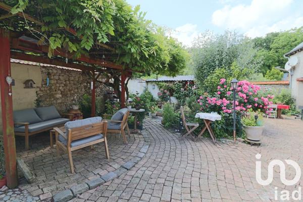 Maison 6 pièces de 186 m² à Épernon (28230)