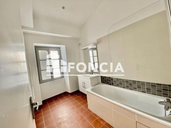 Location Appartement 3 pièces 81.45 m² - 18 RUE REVE VIEILLE Grasse 06130