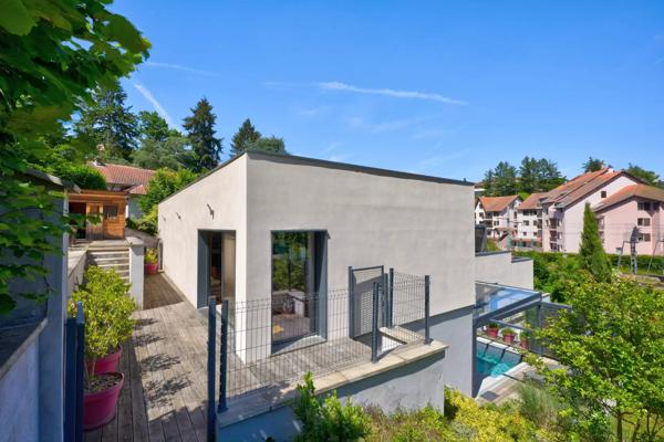 Charbonnières-les-bains Centre, maison 7pièces avec piscine