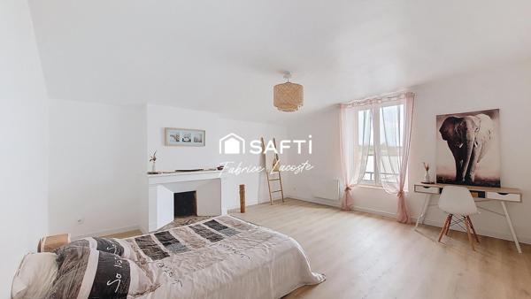 Maison - 6 pièces - 3 chambres - 1 bureau - 161m²