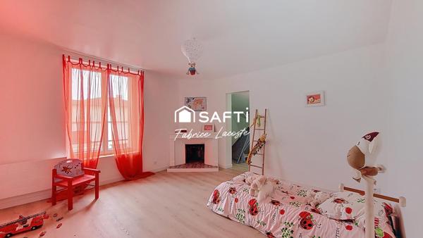 Maison - 6 pièces - 3 chambres - 1 bureau - 161m²