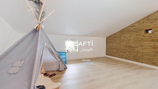 Maison - 6 pièces - 3 chambres - 1 bureau - 161m²