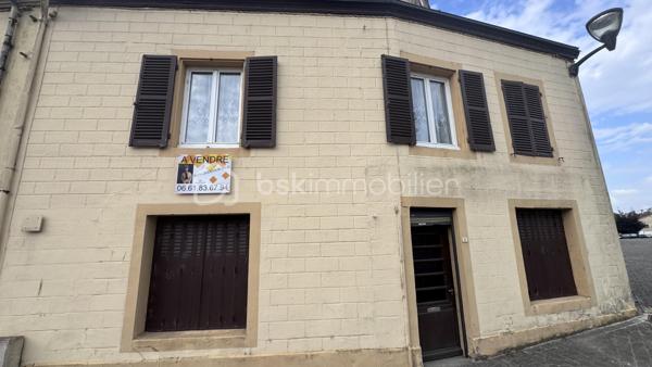 🔨 EXCLUSIVITÉ 🔨

Découvrez cette maison a rénover entièrement sur la place du village de DOUZY.

👉🏿Elle se compose comme tel :
 
. Entrée
. Cuisine
. Séjour
. Wc
. Accès au garage pouvant être rénover afin d'agrandir la maison avec la création d'une salle de bain et d'un salon.

👉🏿A L'étage : 

. Deux chambres

👉🏿Grenier : 

. Aménagement de deux chambres supplémentaires possible.

➕Les plus de cette maison : 

. Double vitrage PVC à l'étage
. Un terrain non attenant pouvant être loué pour une meilleure rentabilité.
. Toiture correcte 

Audit et Dpe a disposition.

Visites à tous moments