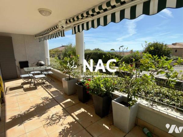 Grand T2 à vendre avec vue Mer situé en plein centre-ville de La Croix-Valmer