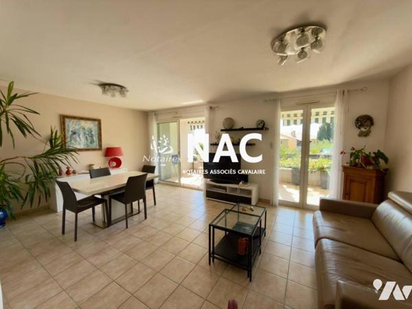 Grand T2 à vendre avec vue Mer situé en plein centre-ville de La Croix-Valmer