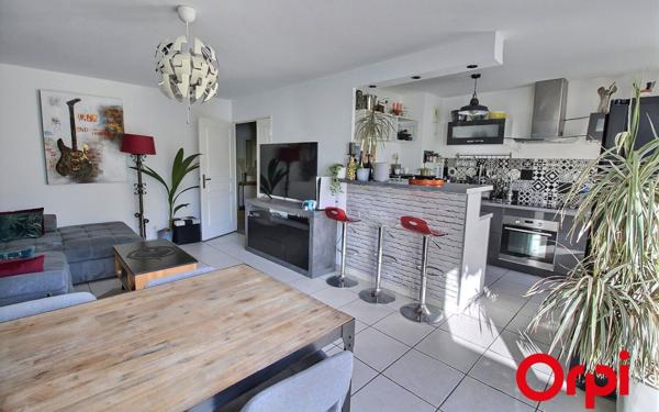 Appartement à vendre    4 pièces • 82,08 m2 Marseille 14