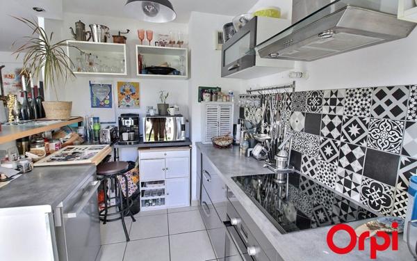 Appartement à vendre    4 pièces • 82,08 m2 Marseille 14