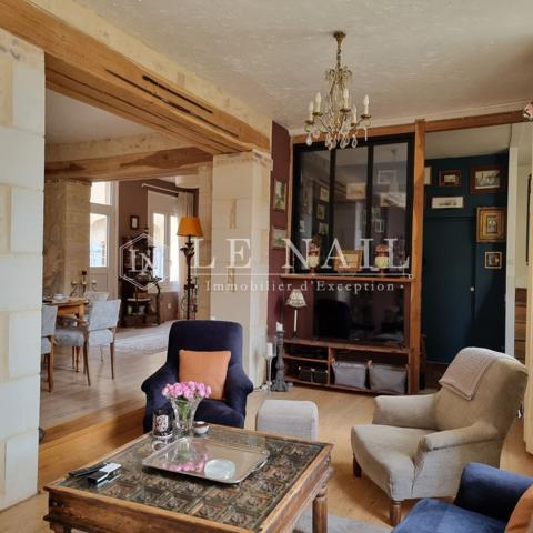 HÔTEL PARTICULIER XVIIIème AVEC DEPENDANCE, AUX PORTES DU PERCHE