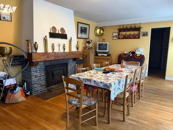 MAISON VILLEDIEU LES POELES