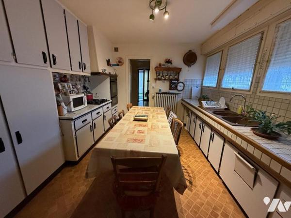 MAISON VILLEDIEU LES POELES