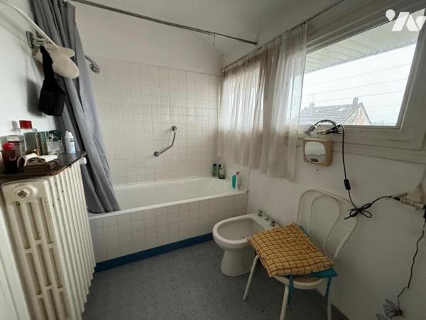 MAISON VILLEDIEU LES POELES