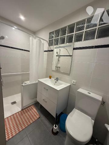 MAISON VILLEDIEU LES POELES