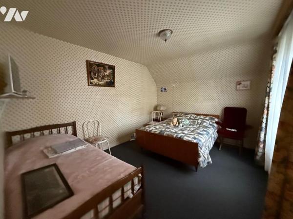 MAISON VILLEDIEU LES POELES