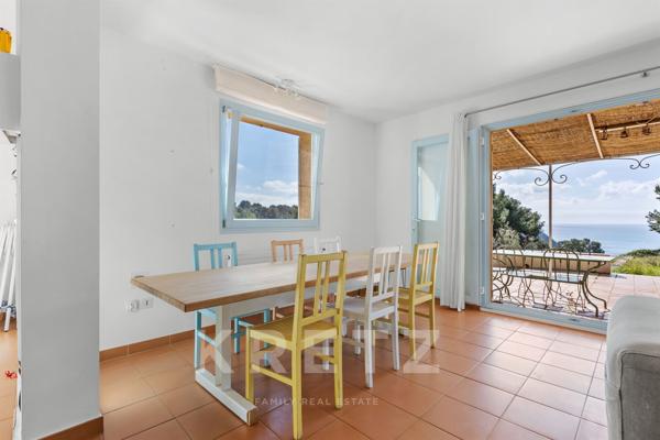 PROPRIETE FRONT DE MER