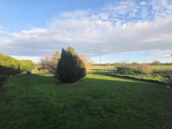 Maison à vendre |                                       Marçais |                                        3 pièces  |  90 m²