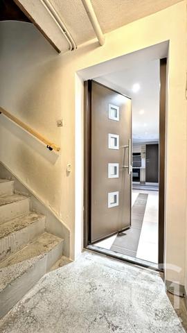 Appartement Local à vendre  2 pièces - 44 m 2   STRASBOURG  - 67