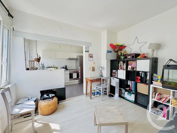 Appartement Local à vendre  2 pièces - 44 m 2   STRASBOURG  - 67