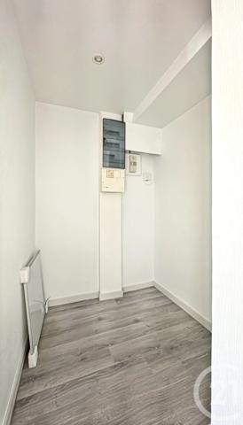 Appartement Local à vendre  2 pièces - 44 m 2   STRASBOURG  - 67