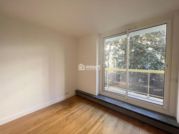 Location Appartement 5 pièces 139 m² - Paris 75116