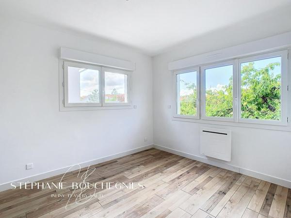 Maison T5 divisée en 2 appartements - 199m2 - Royan (17200)