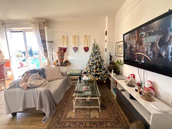 2 pièces avec balcon, garage et cave Vendu loué ?Quartier Béal Cagnes sur Mer