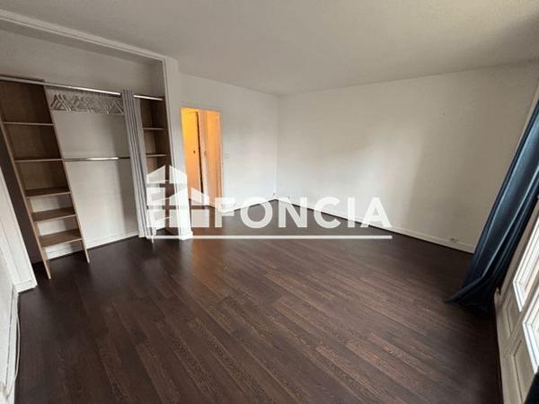 Location Studio 30.2 m² - 9/11 BD DU MARECHAL JOFFRE Bourg-la-reine 92340