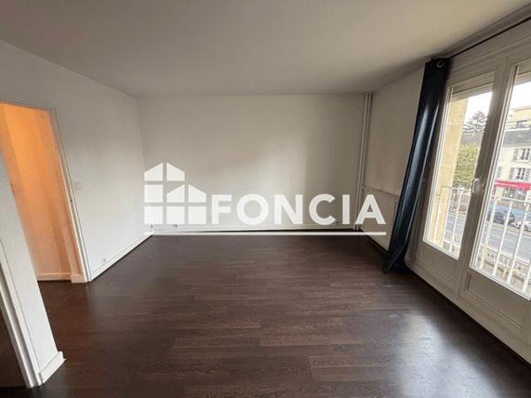 Location Studio 30.2 m² - 9/11 BD DU MARECHAL JOFFRE Bourg-la-reine 92340