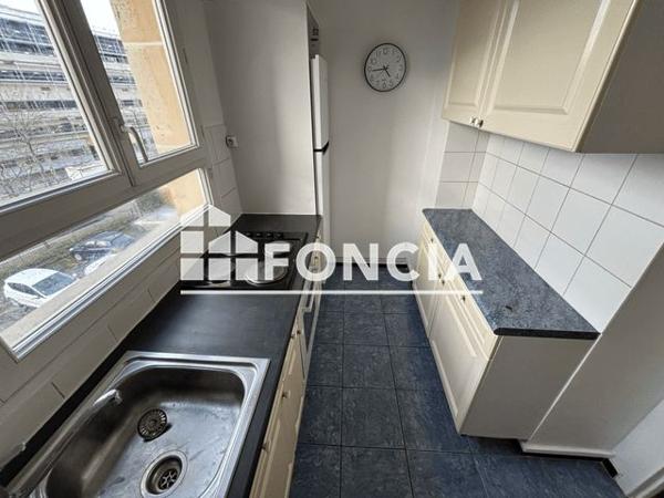 Location Studio 30.2 m² - 9/11 BD DU MARECHAL JOFFRE Bourg-la-reine 92340