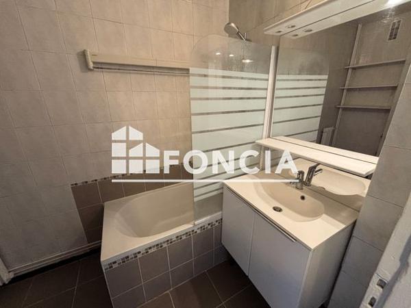 Location Studio 30.2 m² - 9/11 BD DU MARECHAL JOFFRE Bourg-la-reine 92340