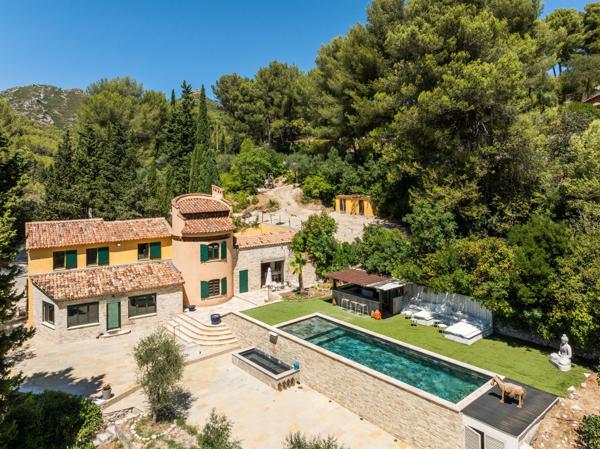 Vente Maison de luxe Allauch 6 Pièces 282 m²