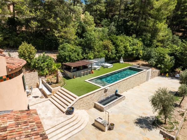 Vente Maison de luxe Allauch 6 Pièces 282 m²