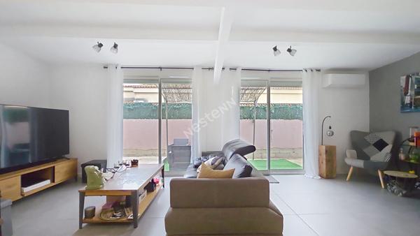 Maison T4 de 80m² avec deux extérieurs et un abris de rangement