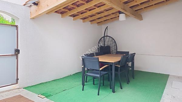 Maison T4 de 80m² avec deux extérieurs et un abris de rangement