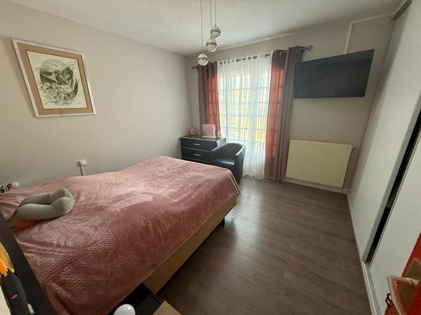 Maison 10 pièce(s) 198 m2