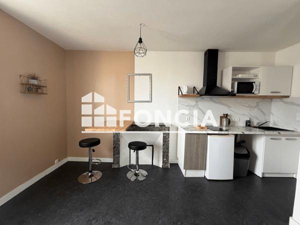 Location Studio meublé 27.62 m² - Angouleme 16000