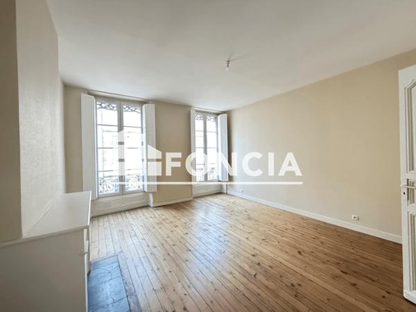 Location Appartement 3 pièces 102.9 m² - 48 RUE LAFAURIE MONTBADON Bordeaux 33000
