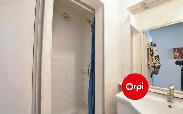 Appartement à vendre    5 pièces • 101,47 m2 Saint-Priest