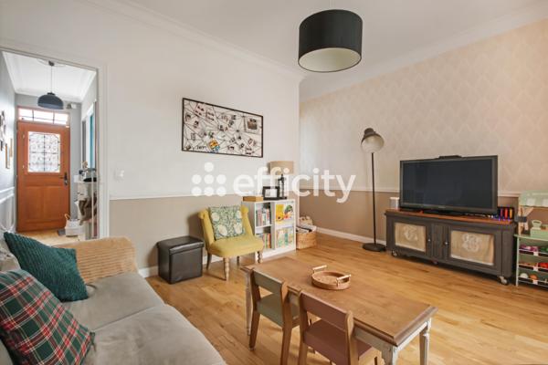 Maison
         4 pièces
        - 107 m² Exclusivité 645 000 €*
